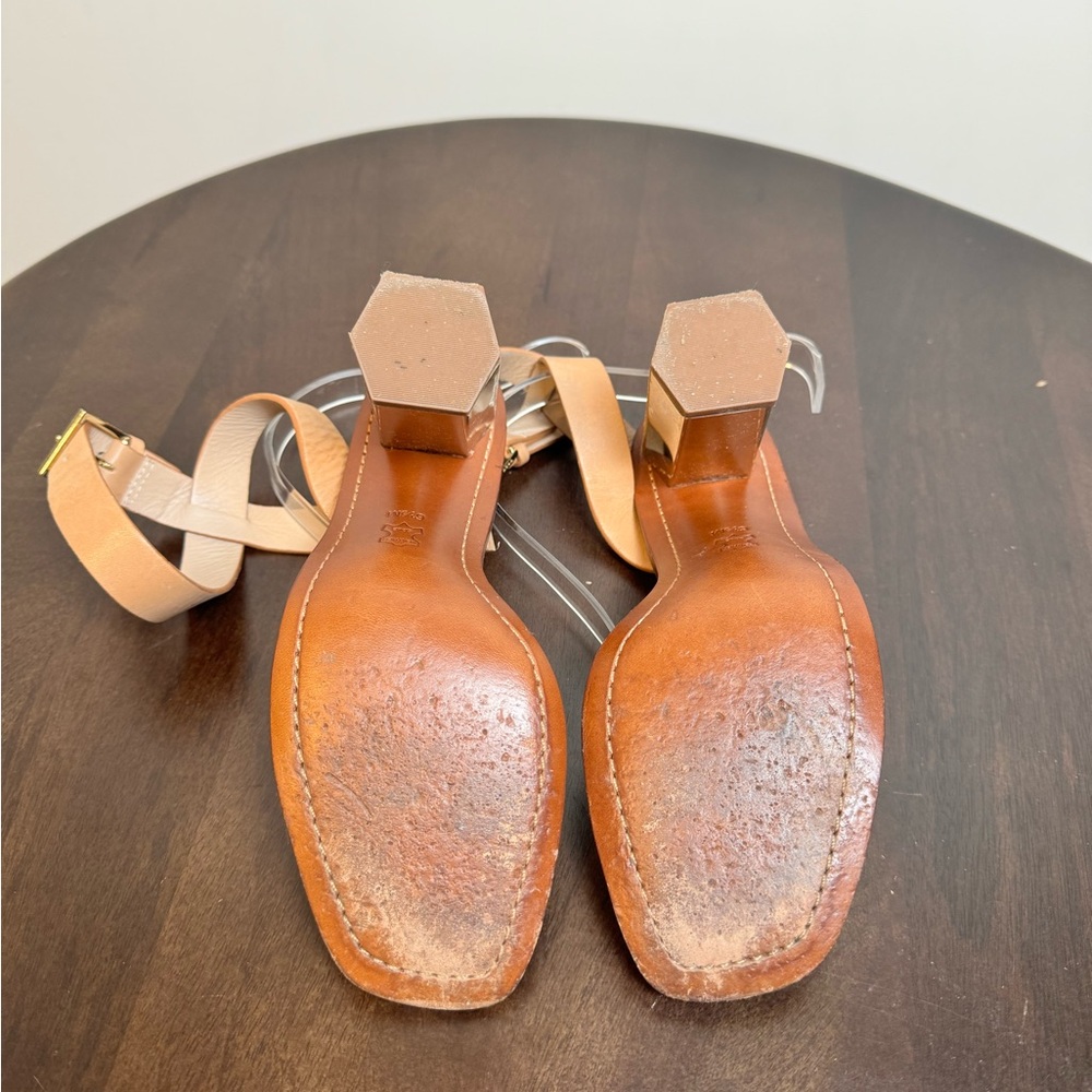 Tory Burch Tan Leather Ankle Strap Block Heel Sandals with Gold Heel - Picture 7 of 8